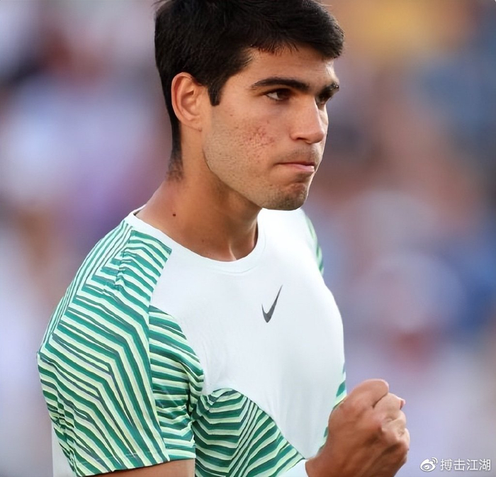 击线一直是 击线一直是