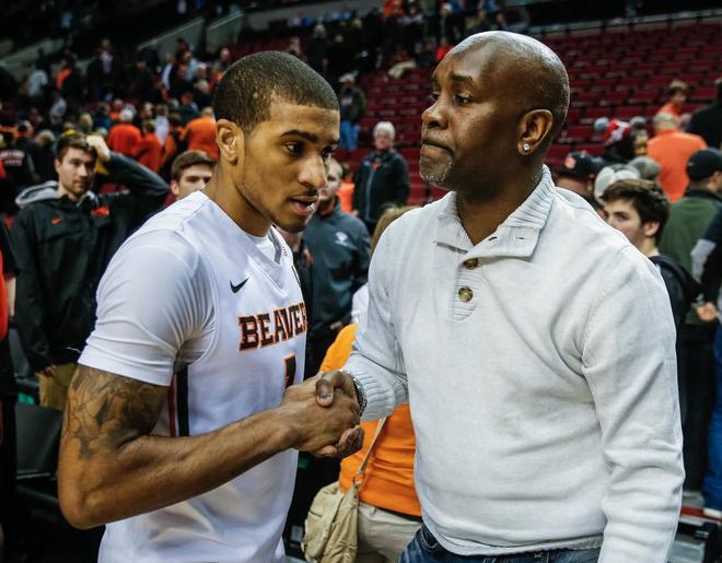 长时间处于 长时间处于