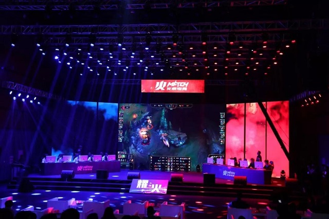 在团队配合 在团队配合