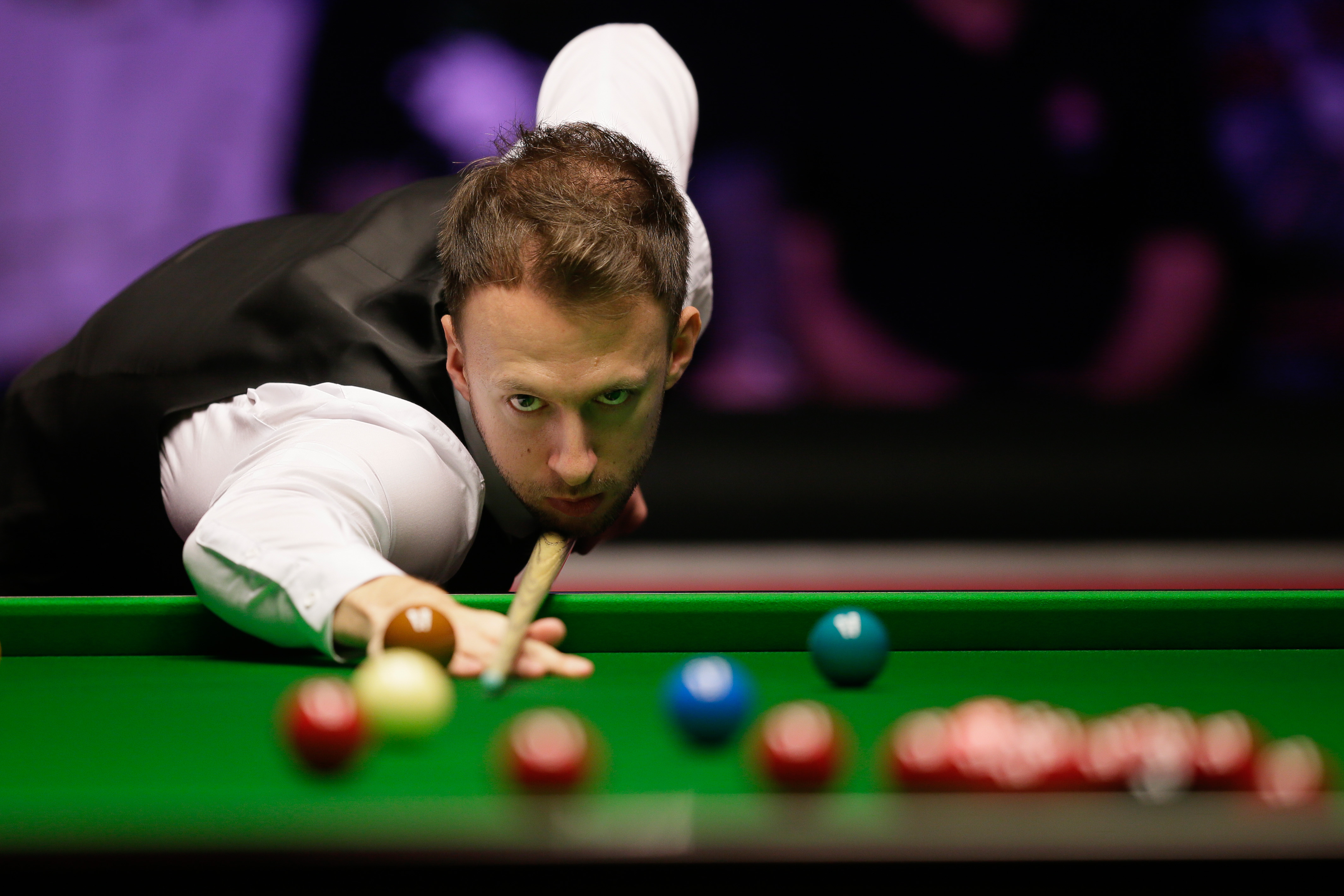 平的赛事中 平的赛事中