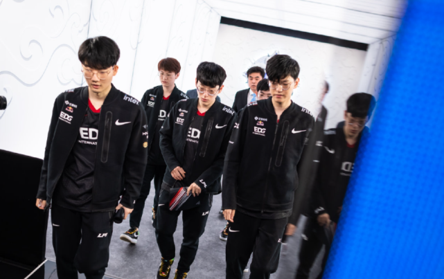 才能接近 才能接近